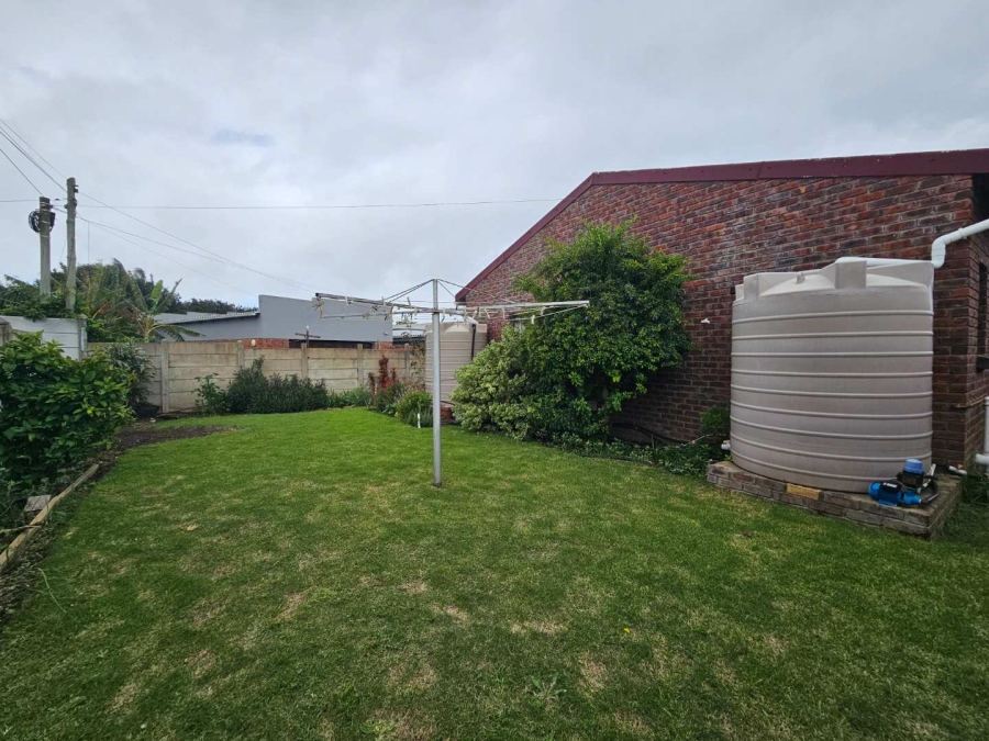 3 Bedroom Property for Sale in Jeffreys Bay Central Eastern Cape